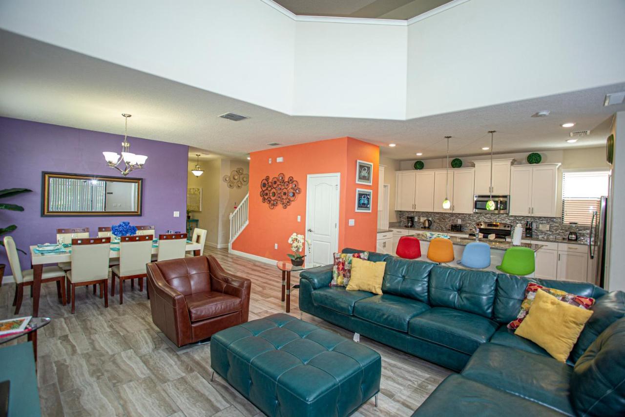 Holiday home Gorgeous 5 Bd Single Family With Pool 5528
