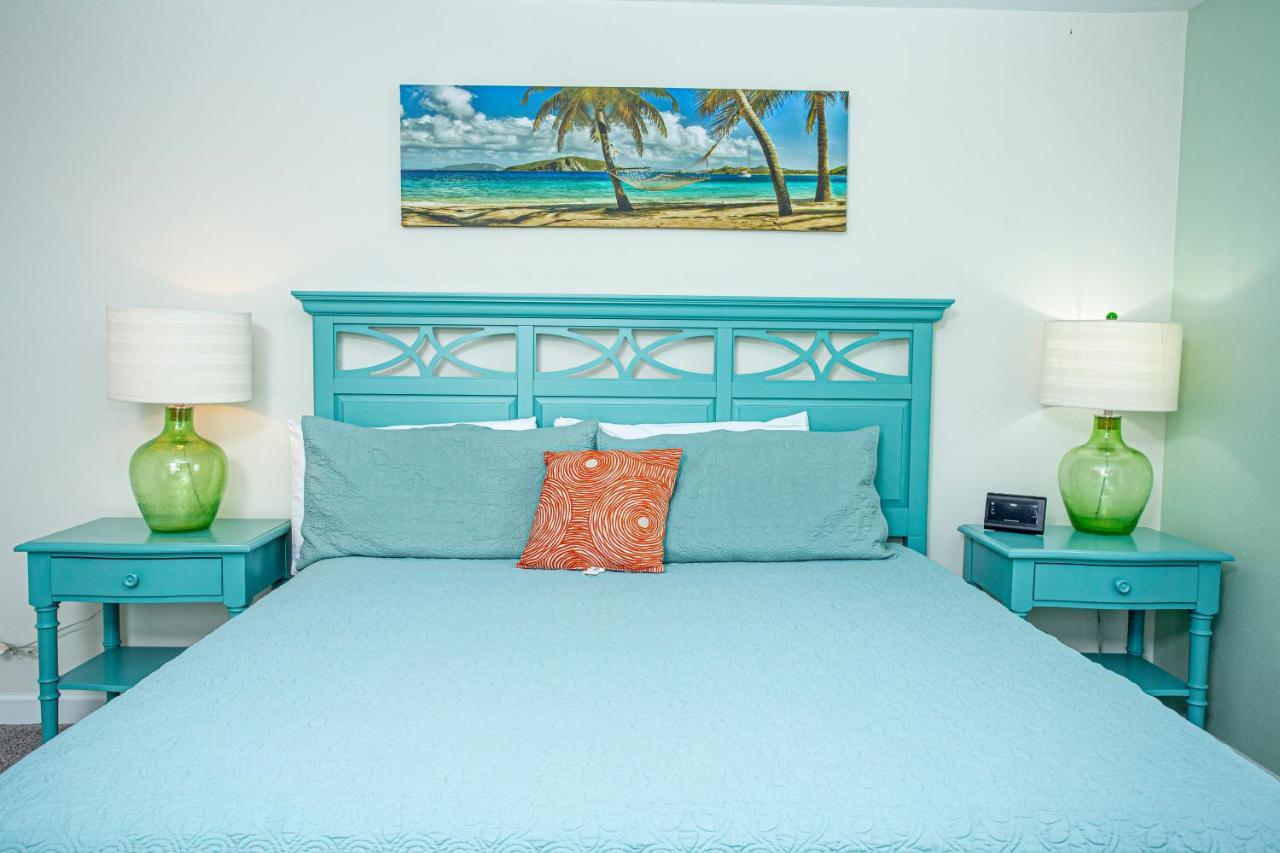 Gorgeous 5 Bd Single Family With Pool 5528 Holiday home