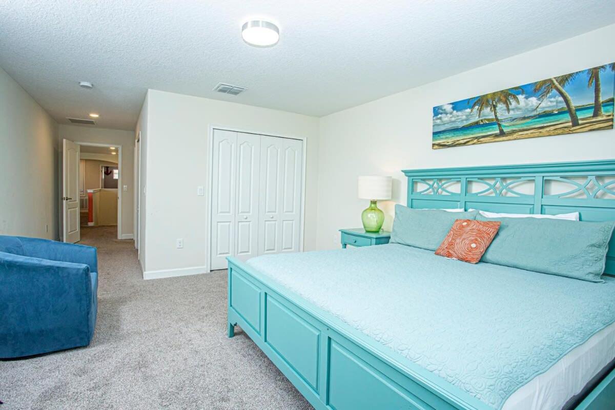 Gorgeous 5 Bd Single Family With Pool 5528 Holiday home *
